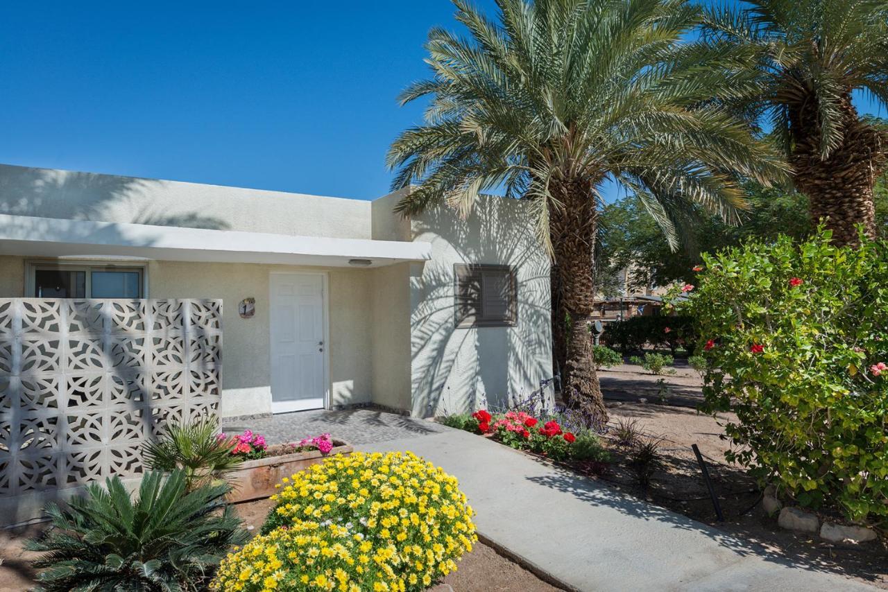 Eilot Kibbutz Country Lodging Eilat Exterior photo