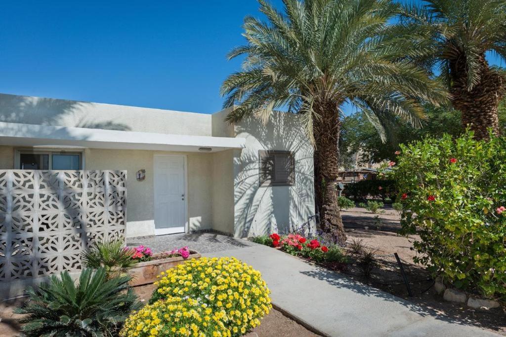 Eilot Kibbutz Country Lodging Eilat Exterior photo